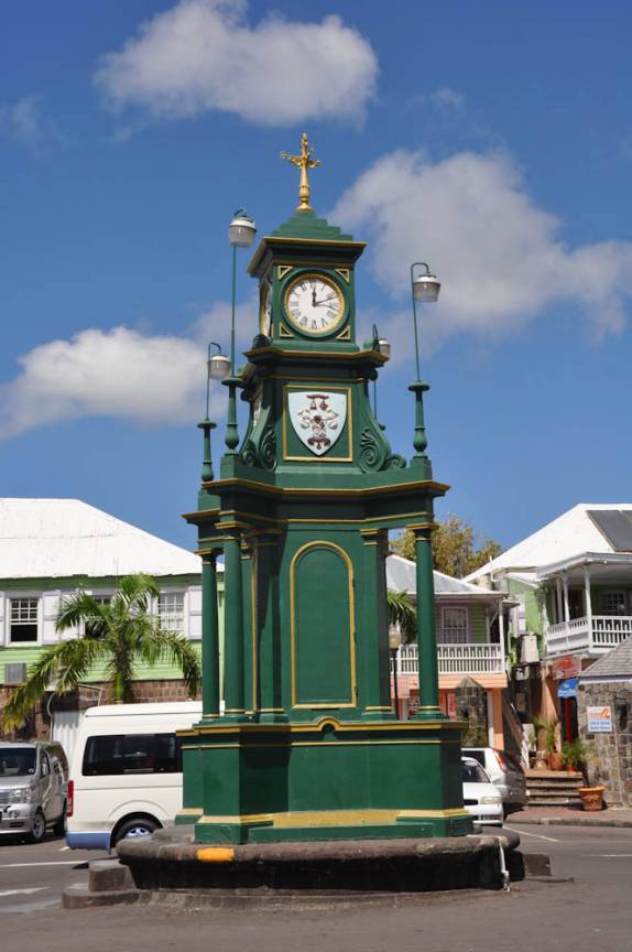 Versão caribenha de Piccadily Circus, em Basseterre, capital da ilha de St. Kitts - Caribe